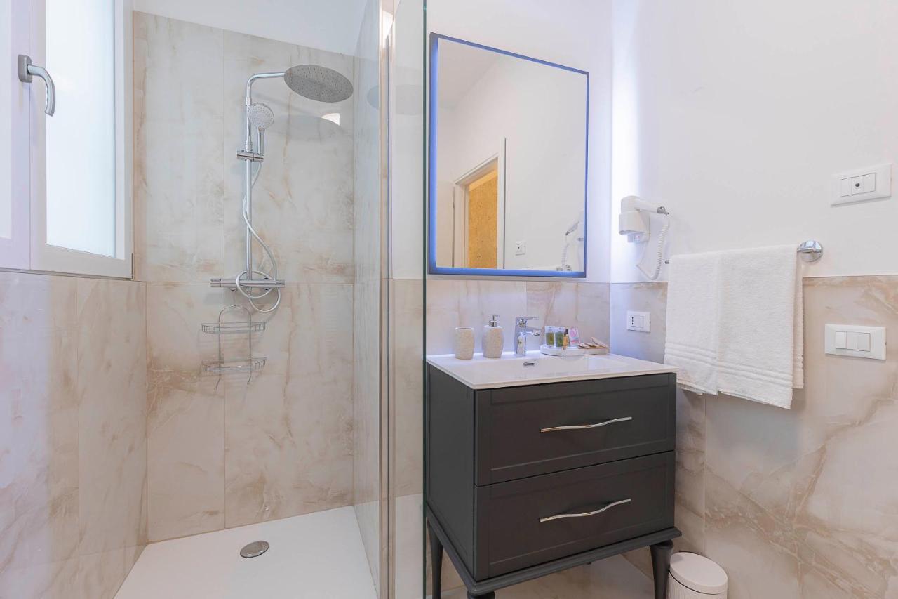 Crys: Rooms, Holiday, Business Верона Екстер'єр фото